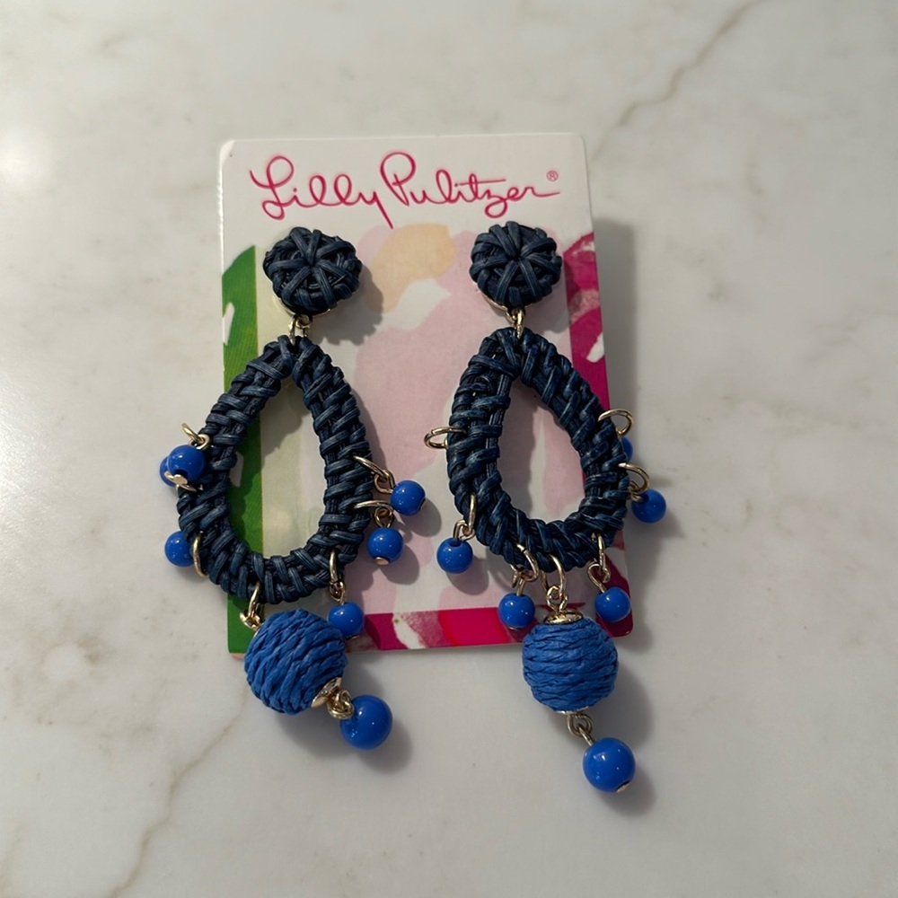 Woven blue pierced earrings